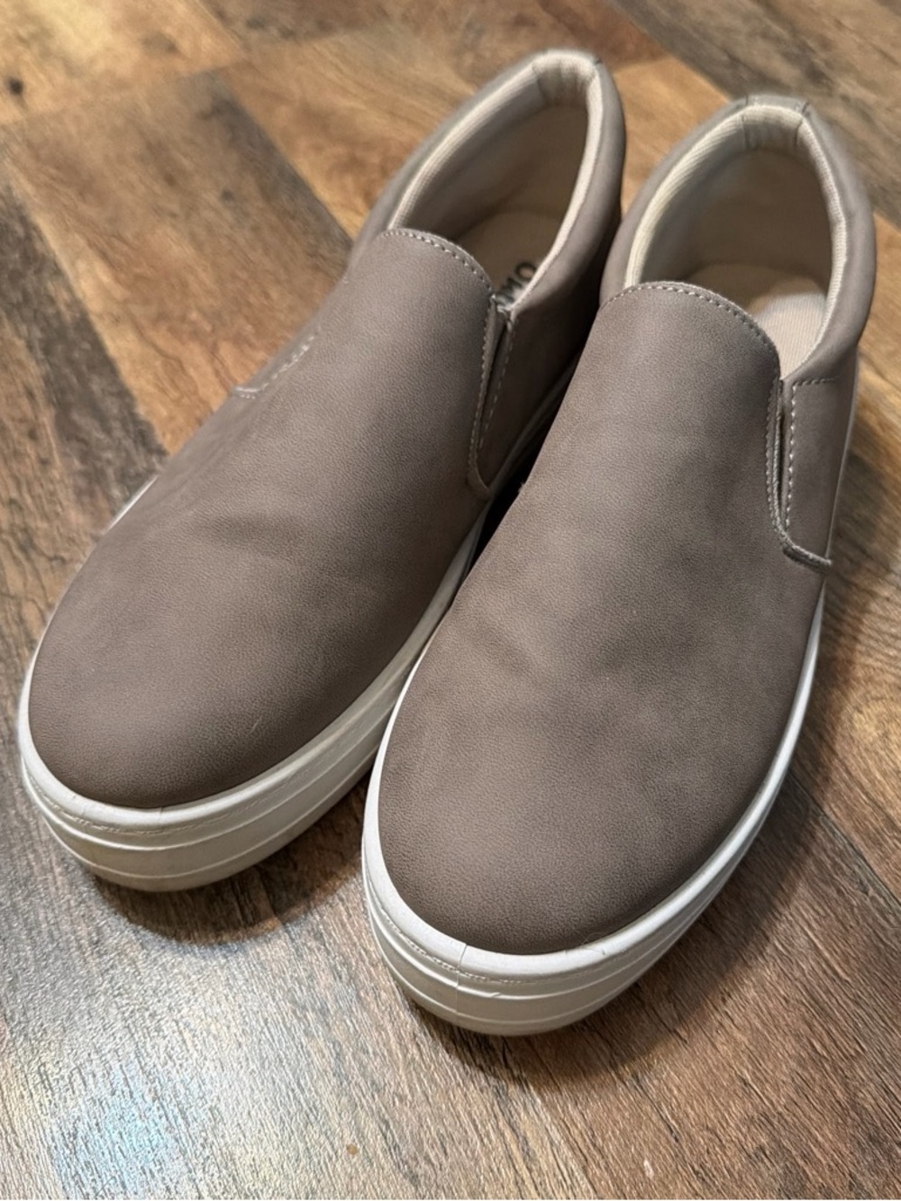 Outwoods Slip-On Sneakers in Taupe with White Platform Sole